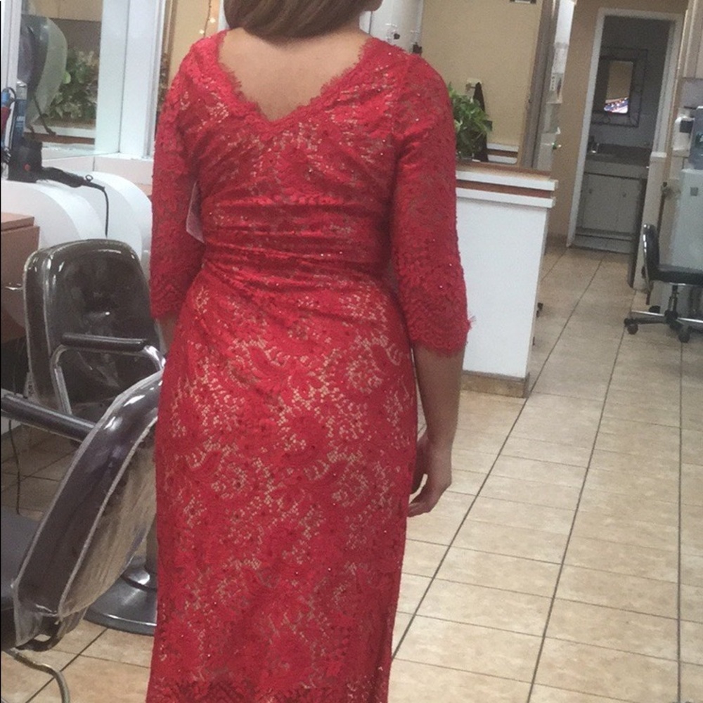 Dress - Picture 6 of 8